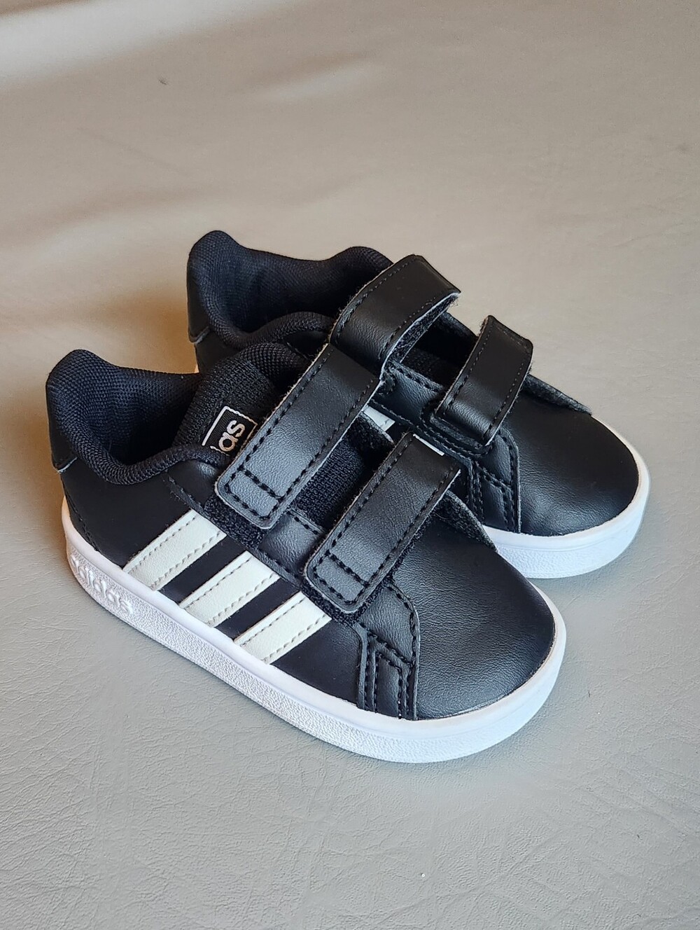 Adidas Toddler Boy Leather Sneaker Grand Court 3.0 Size 5